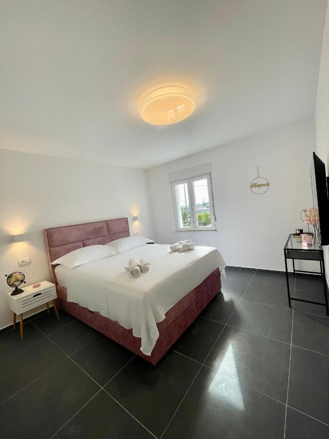 Elite - Free Parking Pensionat 4*